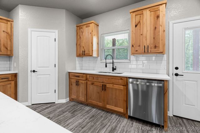 19 Skylark Lane, Caddo, OK 74701