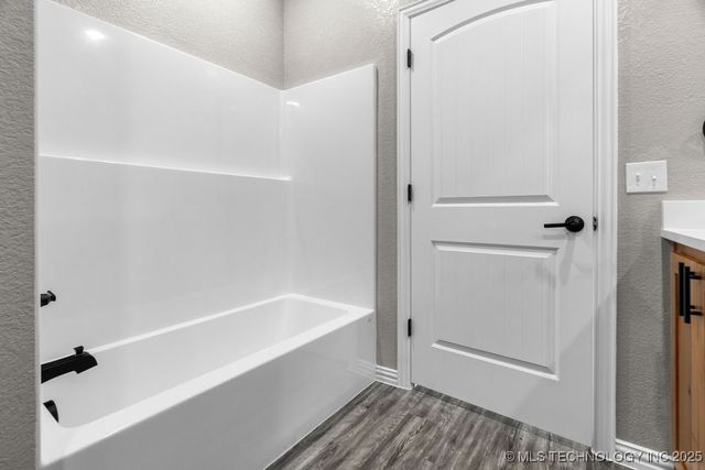 19 Skylark Lane, Caddo, OK 74701