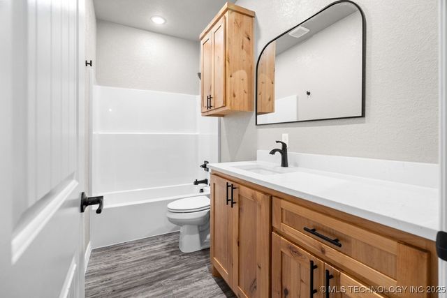 19 Skylark Lane, Caddo, OK 74701