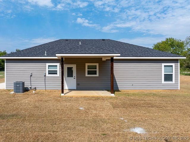 19 Skylark Lane, Caddo, OK 74701