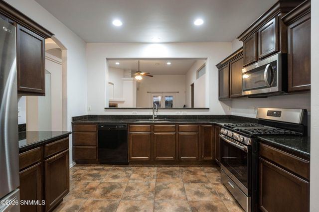 4003 Monte Luna Court, Las Cruces, NM 88012