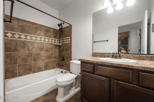 4003 Monte Luna Court, Las Cruces, NM 88012