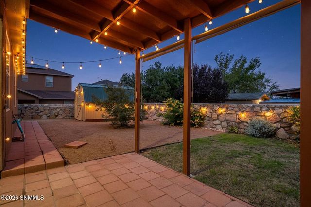 4003 Monte Luna Court, Las Cruces, NM 88012