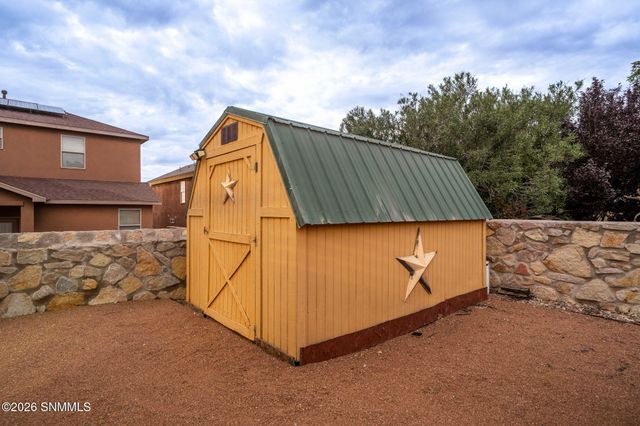 4003 Monte Luna Court, Las Cruces, NM 88012