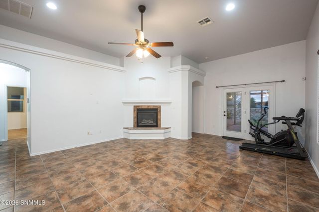 4003 Monte Luna Court, Las Cruces, NM 88012