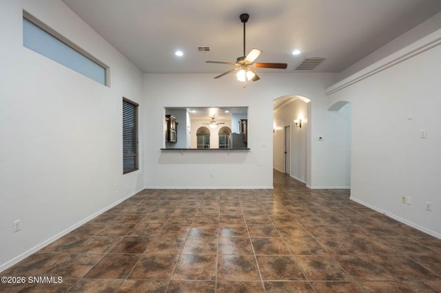 4003 Monte Luna Court, Las Cruces, NM 88012