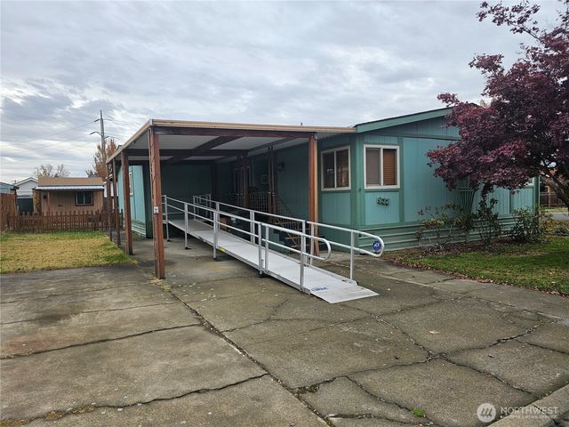 923 NE Belroy, College Place, WA 99324