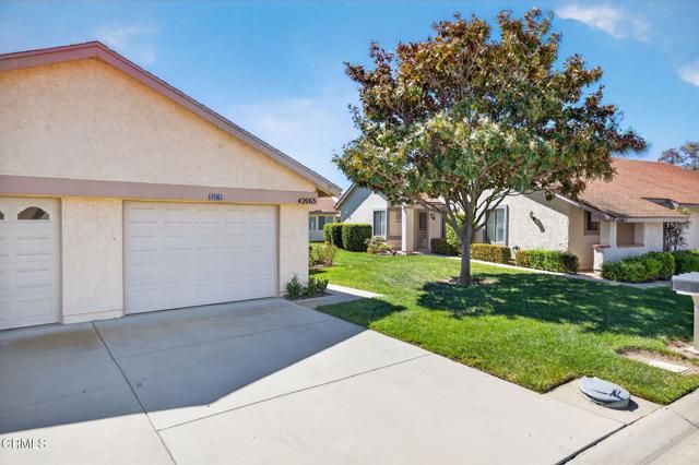 42063 Village 42, Camarillo, CA 93012