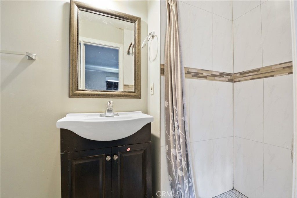 Image 5 of property listing at 201 N Baltimore, Monterey Park, CA 91754