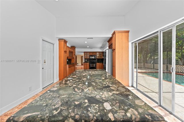 9460 Atlantic St, Miramar, FL 33025