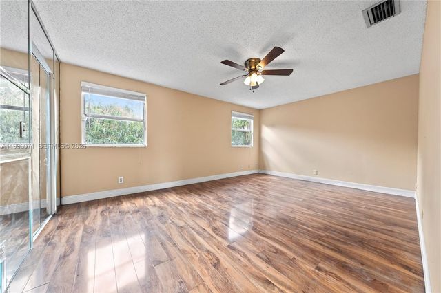 9460 Atlantic St, Miramar, FL 33025