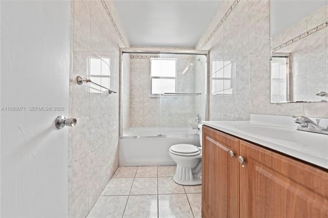 9460 Atlantic St, Miramar, FL 33025