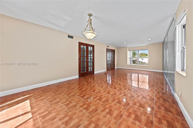 9460 Atlantic St, Miramar, FL 33025