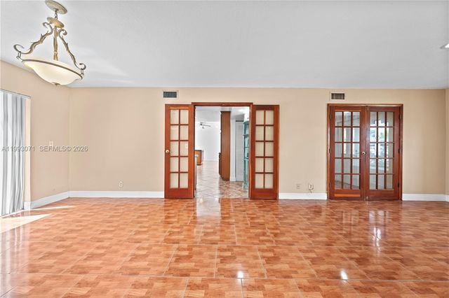 9460 Atlantic St, Miramar, FL 33025