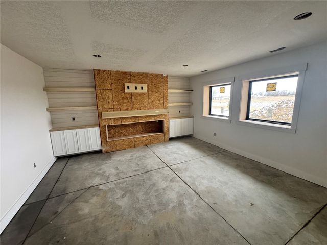 1370 NW Brooks Drive, Waukee, IA 50263