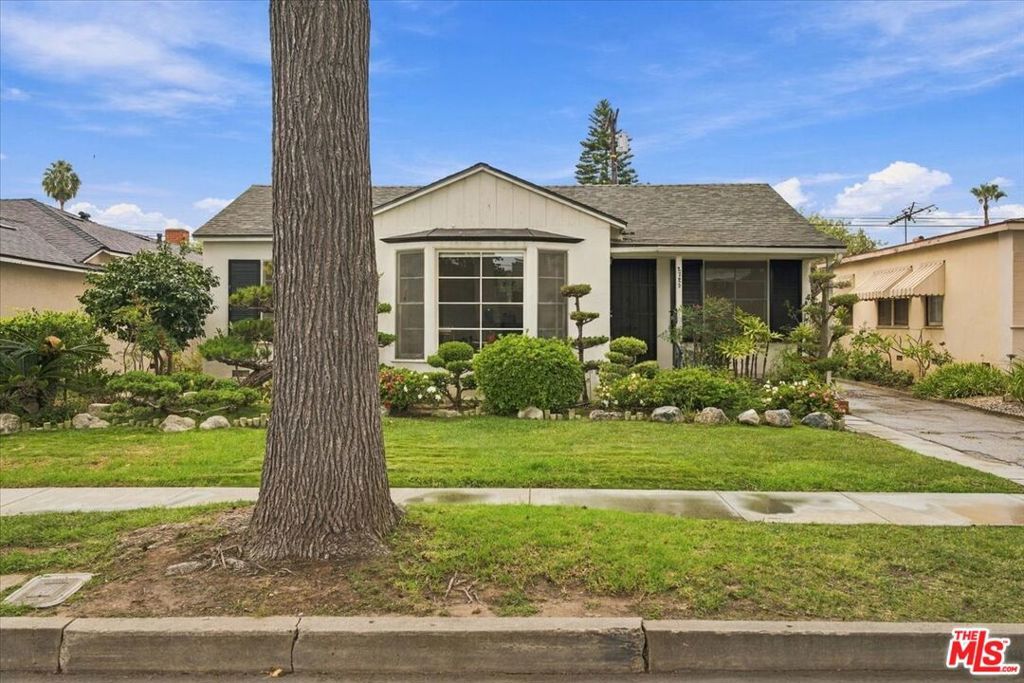 2723 Coolidge Avenue, Los Angeles, CA 90064 — photo 2
