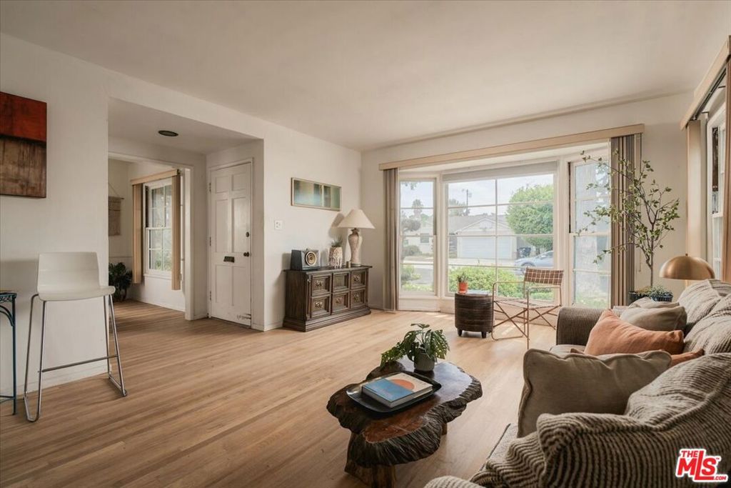 2723 Coolidge Avenue, Los Angeles, CA 90064 — photo 4