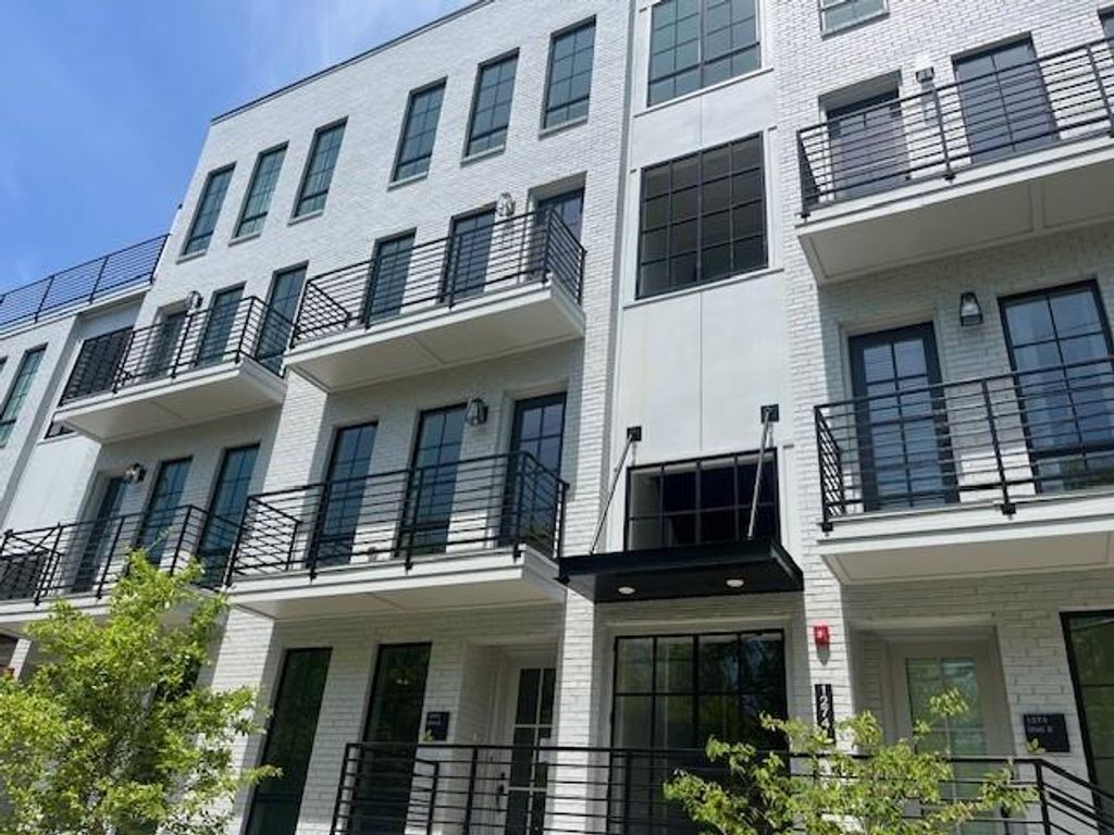 1274 Longreen Terrace NW 114, Atlanta, GA 30318