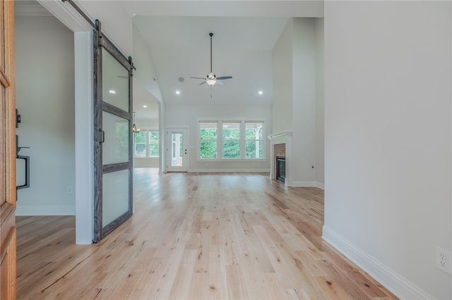 9 Clevedon Circle, Bella Vista, AR 72715