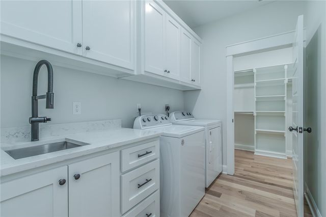 9 Clevedon Circle, Bella Vista, AR 72715