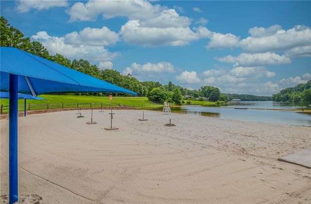 9 Clevedon Circle, Bella Vista, AR 72715