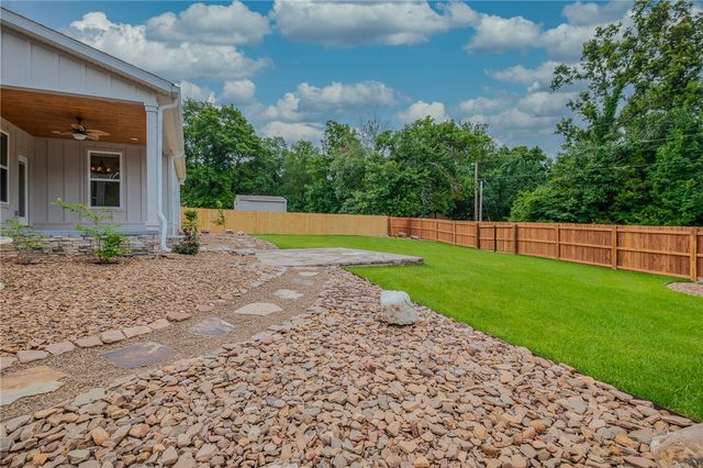 9 Clevedon Circle, Bella Vista, AR 72715