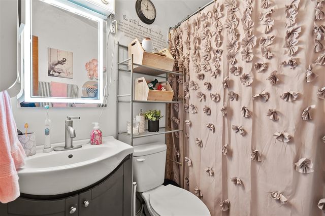 214 Morningside Drive, Battle Creek, MI 49015