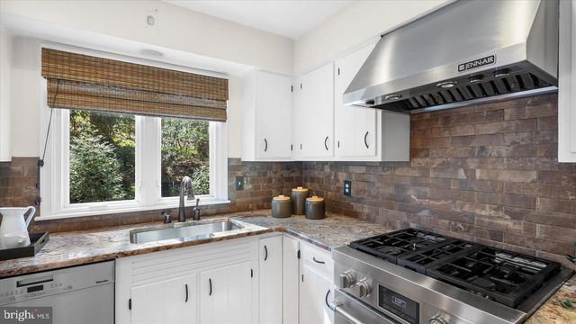 9 NANTUCKET GARTH, Phoenix, MD 21131