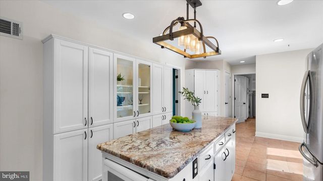 9 NANTUCKET GARTH, Phoenix, MD 21131