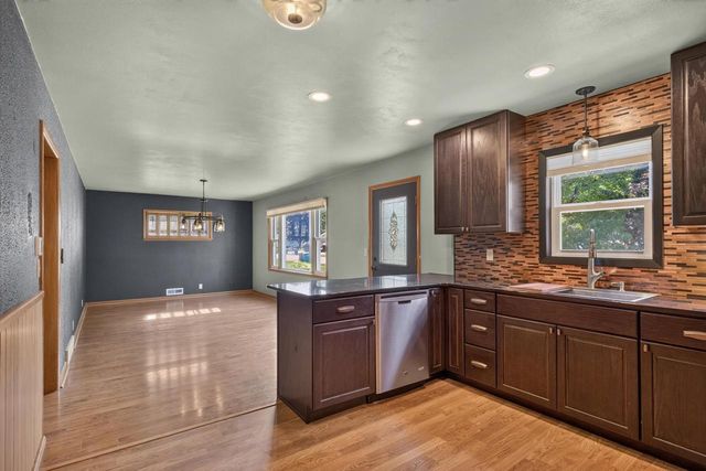 1231 COOK AVENUE, Wisconsin Rapids, WI 54494