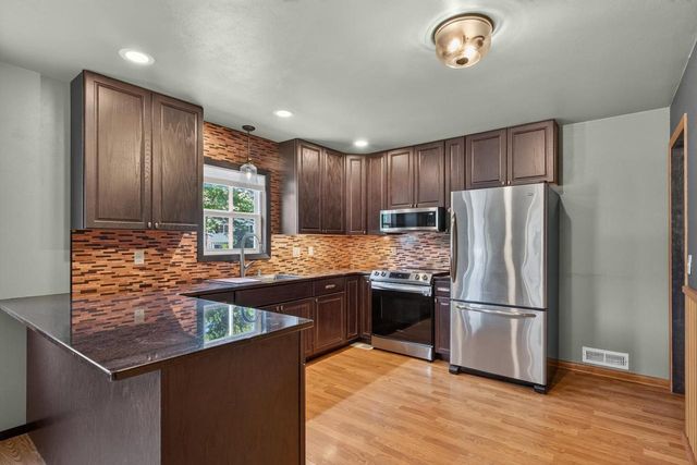 1231 COOK AVENUE, Wisconsin Rapids, WI 54494