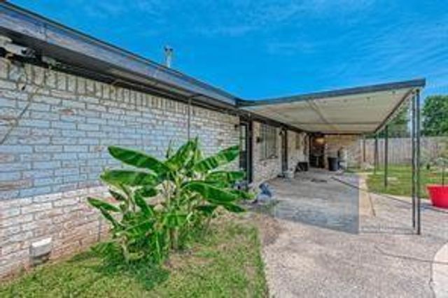 11714 Mclain Boulevard, Houston, TX 77071