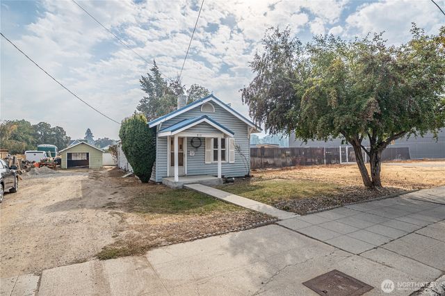 915 Orondo Avenue, Wenatchee, WA 98801
