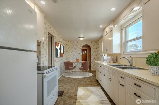 915 Orondo Avenue, Wenatchee, WA 98801