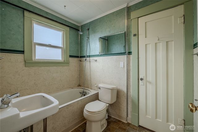 915 Orondo Avenue, Wenatchee, WA 98801