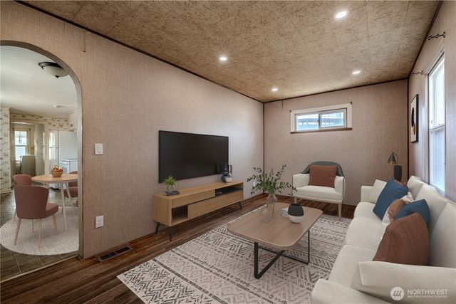 915 Orondo Avenue, Wenatchee, WA 98801