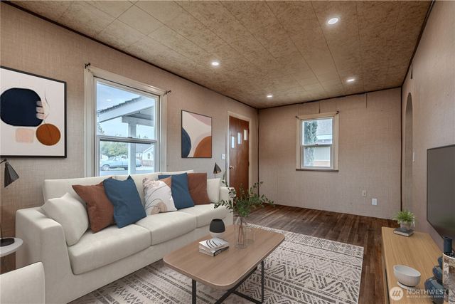 915 Orondo Avenue, Wenatchee, WA 98801