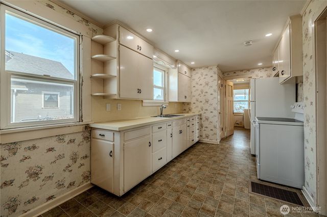 915 Orondo Avenue, Wenatchee, WA 98801