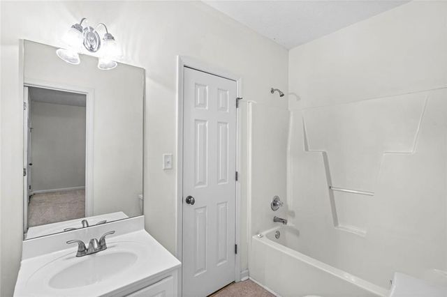 6225 Brook Hollow Creek Drive, Cumming, GA 30028