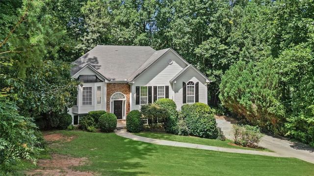 6225 Brook Hollow Creek Drive, Cumming, GA 30028