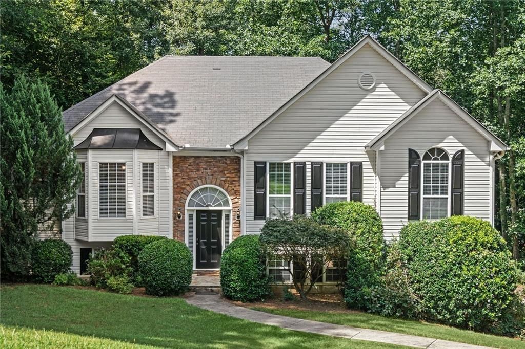 6225 Brook Hollow Creek Drive, Cumming, GA 30028