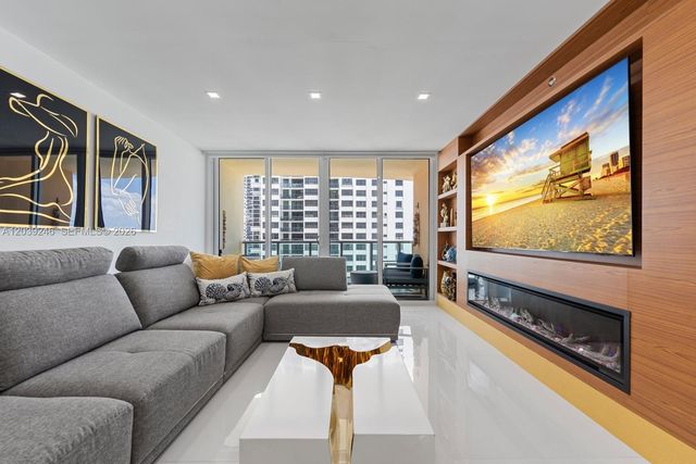 2501 S Ocean Dr 908, Hollywood, FL 33019