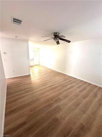 1171 Alhambra CIR, Naples, FL 34103