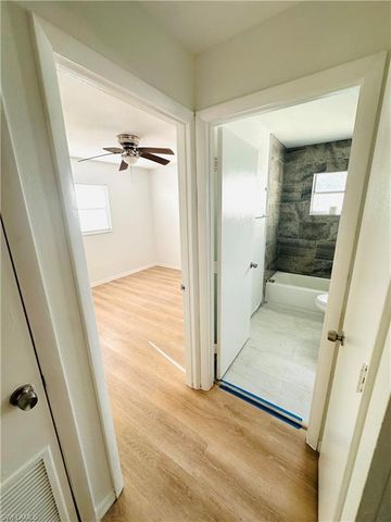 1171 Alhambra CIR, Naples, FL 34103