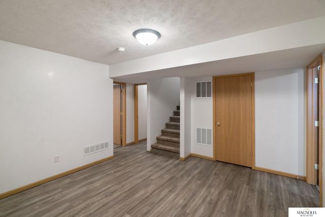 7040 whitewater Lane, Lincoln, NE 68521
