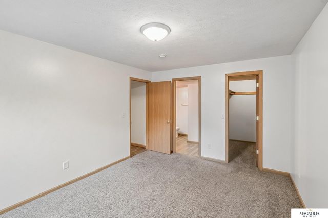 7040 whitewater Lane, Lincoln, NE 68521