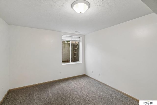 7040 whitewater Lane, Lincoln, NE 68521