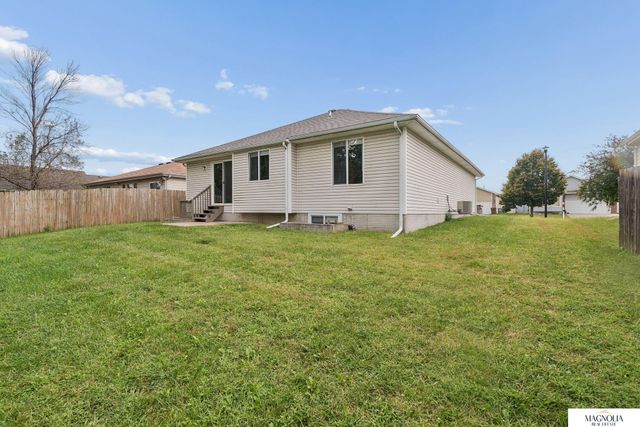 7040 whitewater Lane, Lincoln, NE 68521