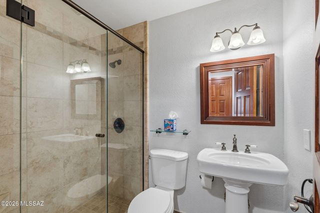 4037 E Via Del Vireo, Tucson, AZ 85718