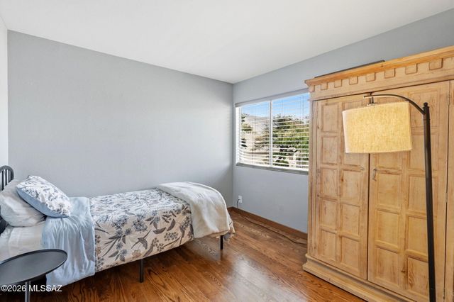 4037 E Via Del Vireo, Tucson, AZ 85718